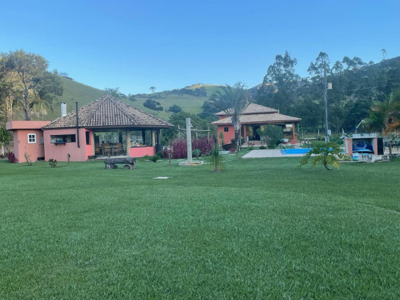 Chácara em Paraisópolis