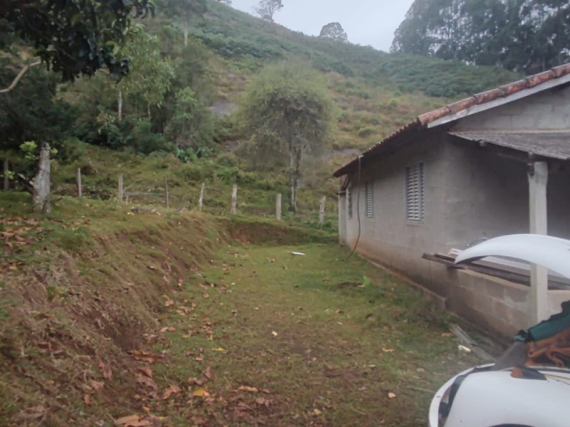 Chacara em Paraisopolis