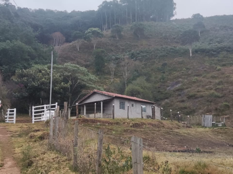 Chacara em Paraisopolis